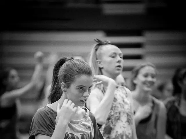 Running specialist's recommended workout for runners struggling with tight hip muscles